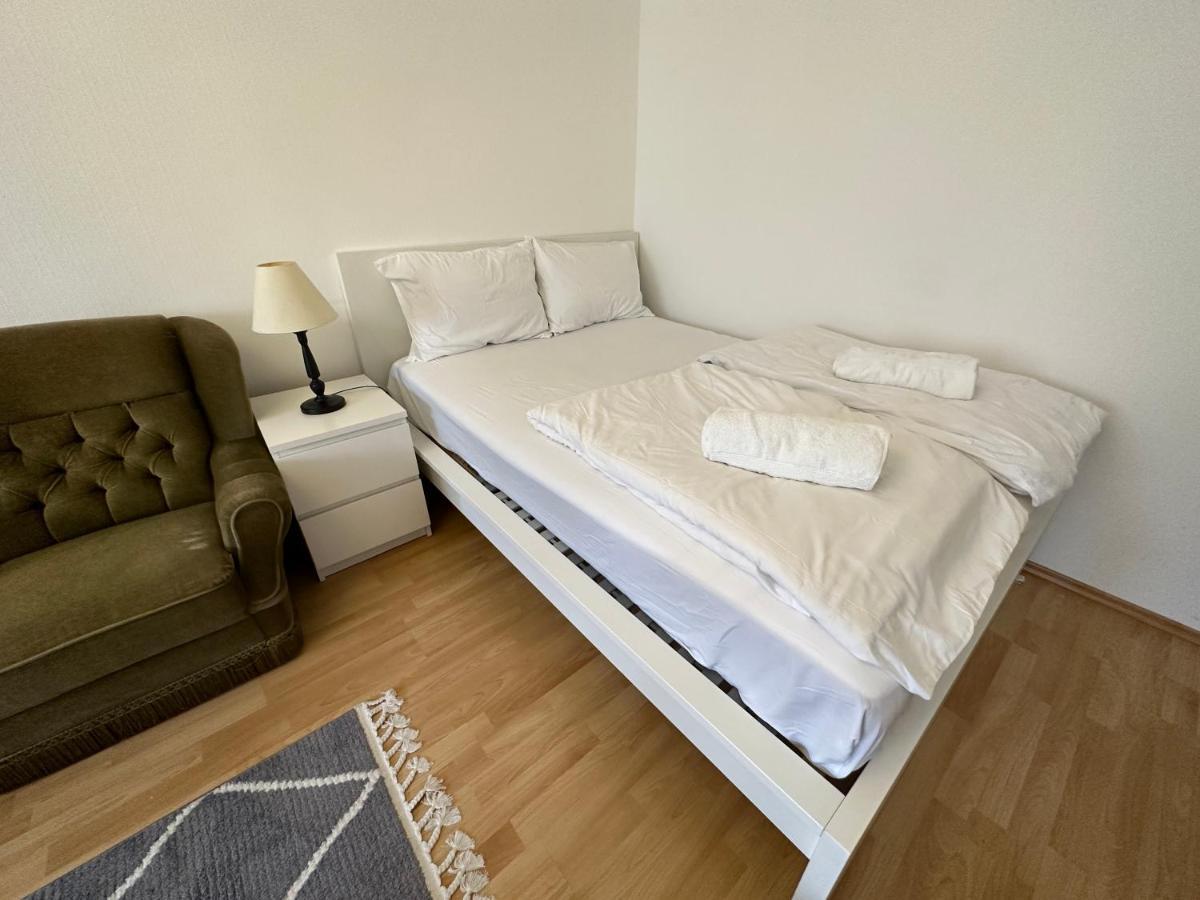 2 Rooms Flat With Balcony, Near Of Center Vienne Extérieur photo